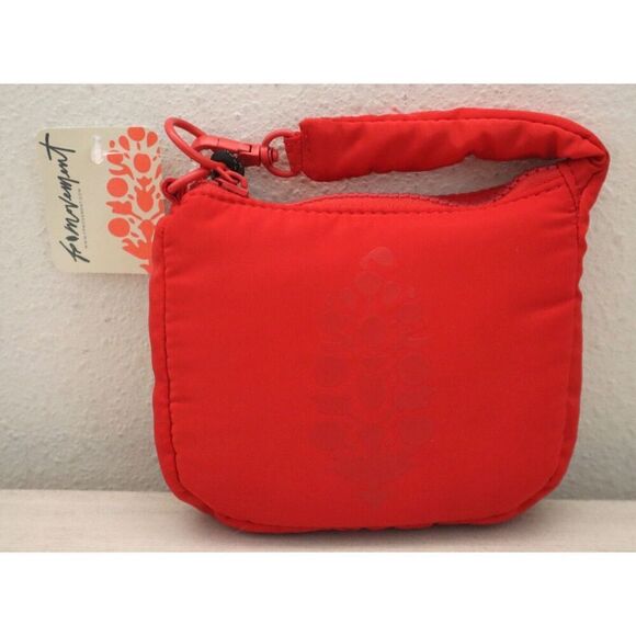FP Movement x Free People 95731089 Women's Winterberry Red Micro Buti Pouch - Picture 1 of 7